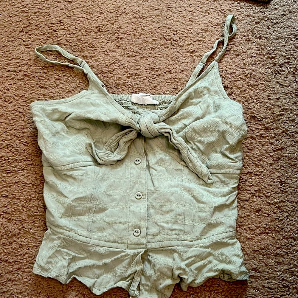 Sage Green, super cute cropped shirt. Size small